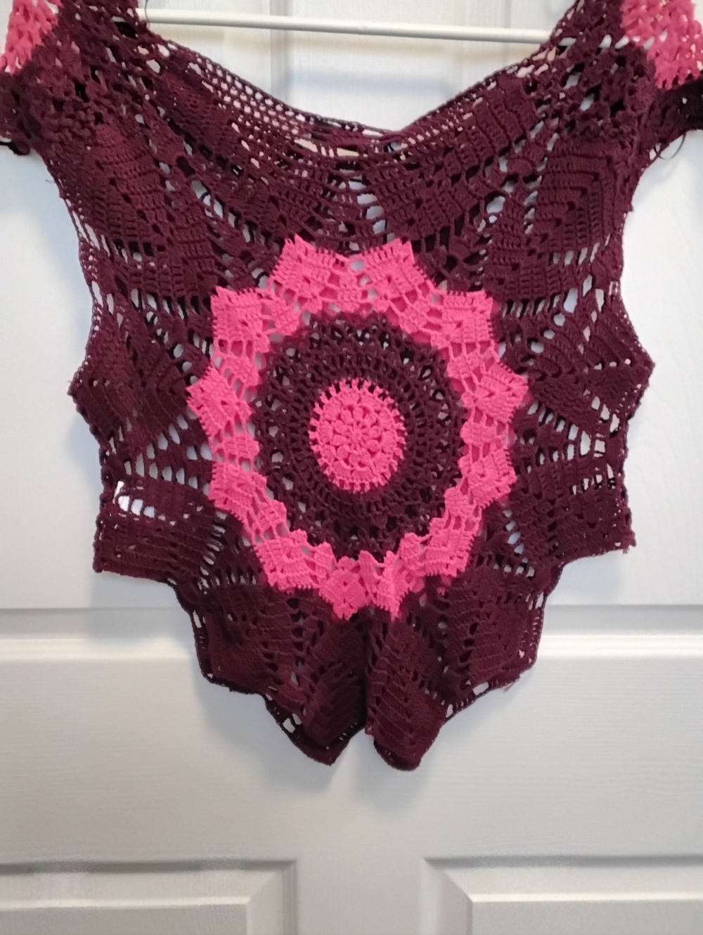 ZARA Crochet Open-Knit  Boho‎ Hippie Top in Burgundy and Bright Pink Size M